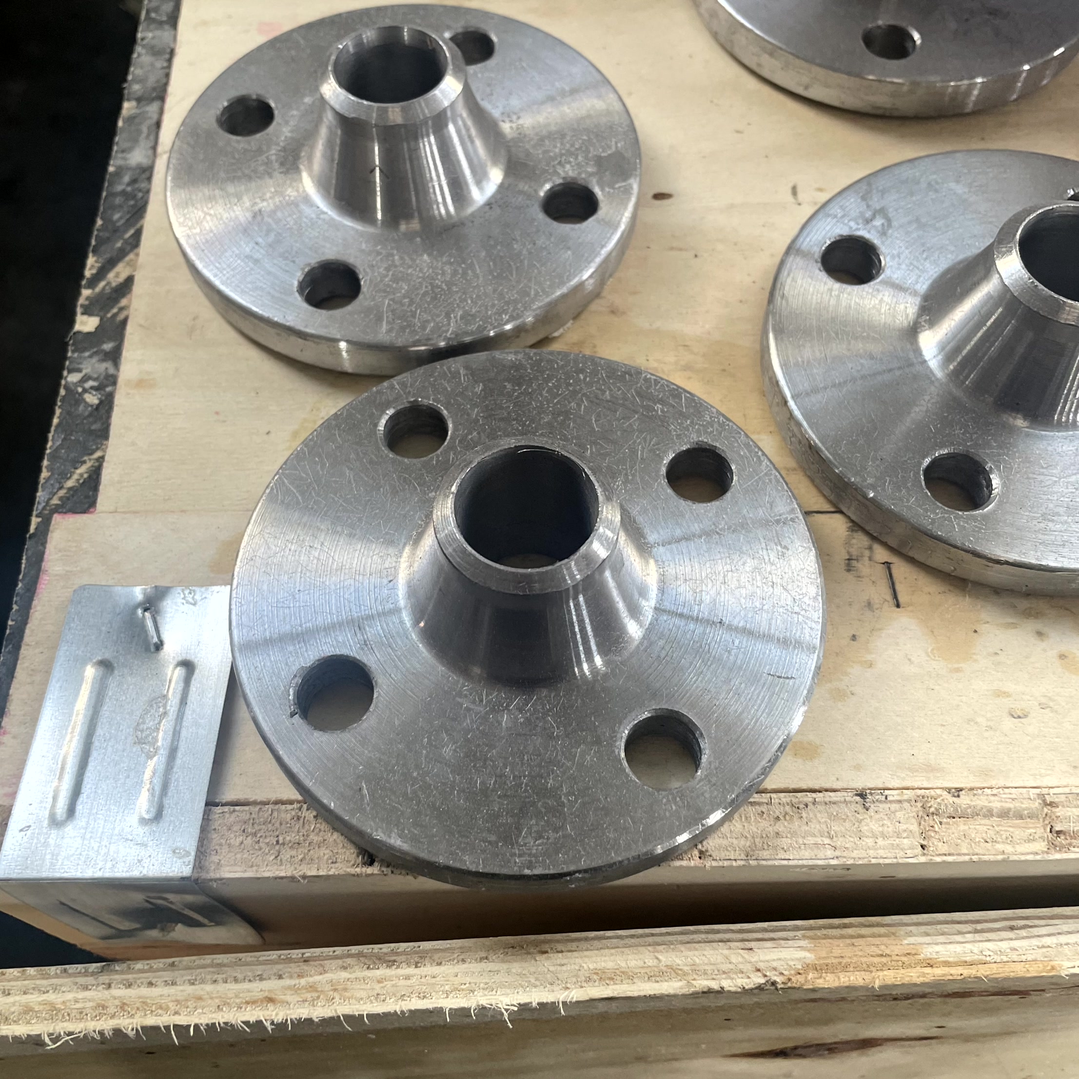 2025 Stainless Steel Lap Joint Flange – Loose Flange for Oil and Gas