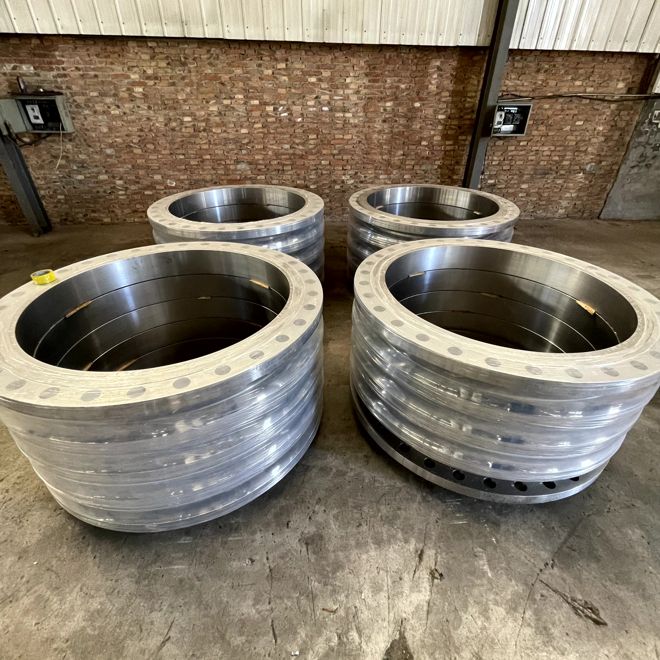 HD Steel ASME B16.5 NPS 10" 150lb-1500lb Carbon & Stainless Steel Forged Weld Neck Flanges