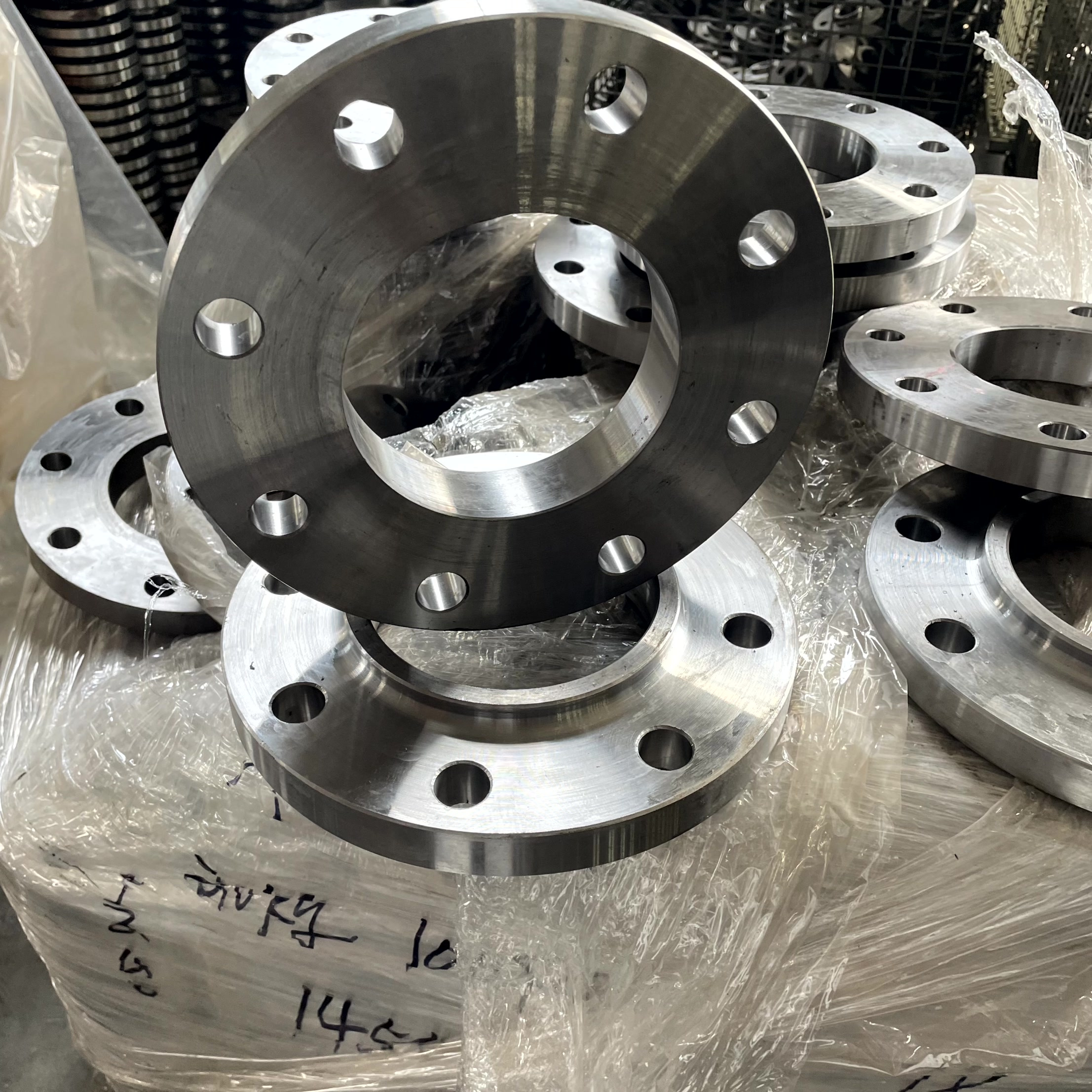 DIN 86029 PN10 Carbon Steel Slip-On Raised Face Flange DN200
