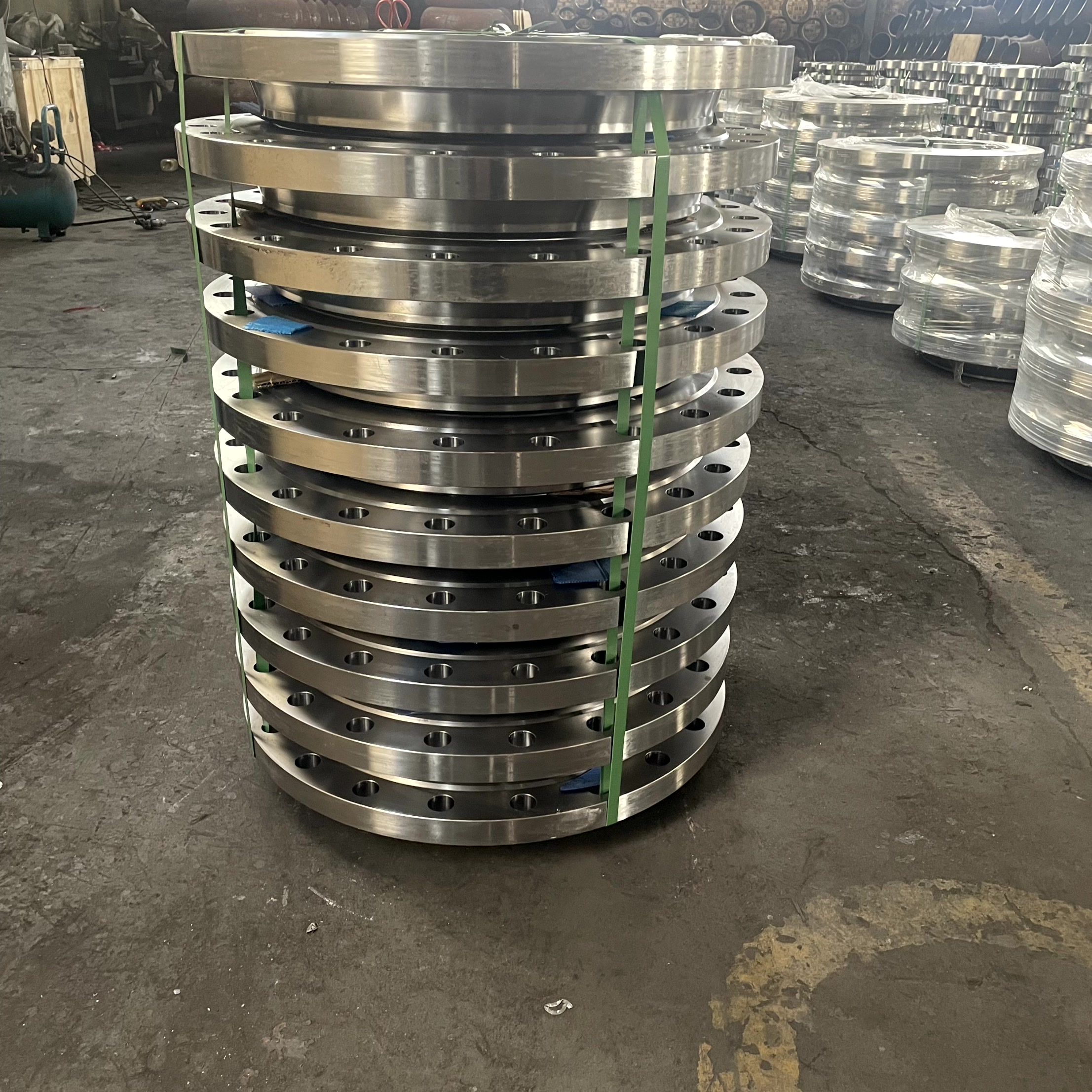 2" ASME B16.5 Blind Flange ASTM A182 Grade F316/316L Dual Grade Raised Face Class 600